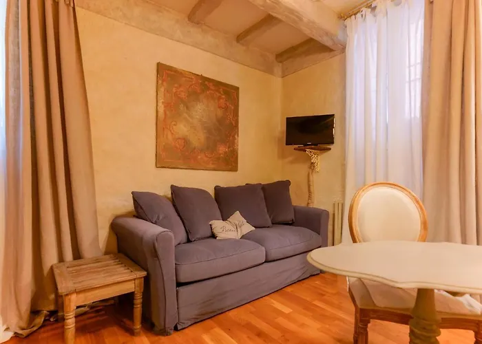 Guest house Gallery By Lesdomus 3*