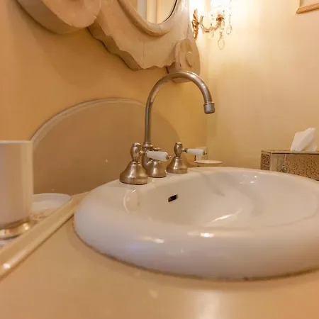 Gallery بيت ضيافة