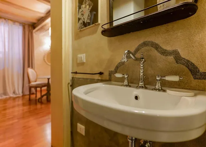 Gallery By Lesdomus 볼로냐