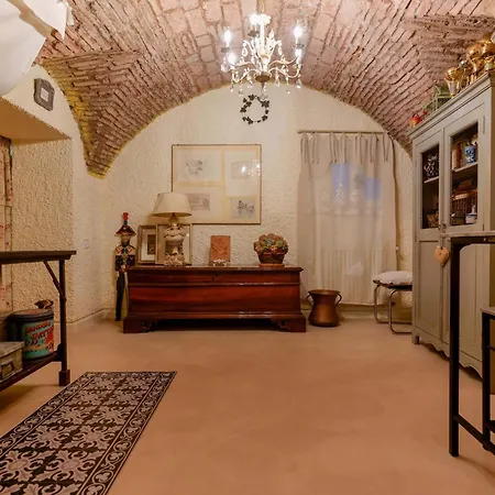 Gallery בית הארחה בולוניה
